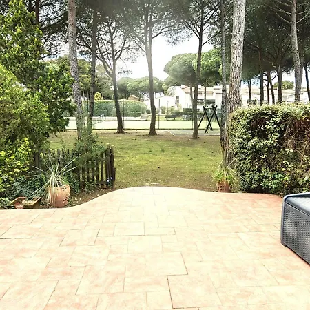 T2 En Rez-de-jardin Avec Piscine, Tennis Et Parking Proche - Fr-1-607-211 *